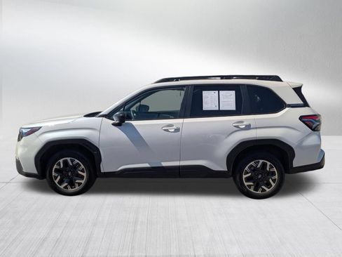 Certified 2025 Subaru Forester AWD/4WD image 2