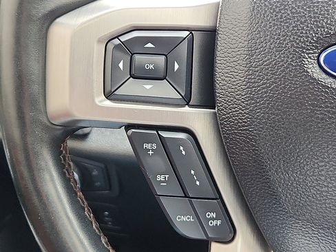 Used 2020 Ford F150 Platinum w/ Equipment Group 701A Luxury AWD/4WD image 24