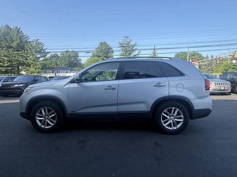Used 2015 Kia Sorento LX AWD/4WD image 6