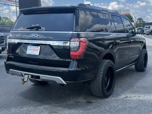 Used 2018 Ford Expedition Max Limited w/ Equipment Group 302A image 8