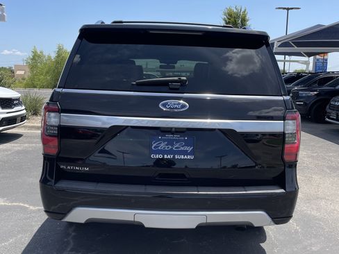 Used 2019 Ford Expedition Platinum RWD image 6