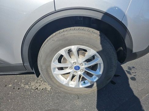 Used 2021 Ford Escape SE w/ Cold Weather Package image 68