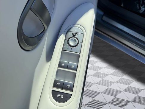 New 2026 Hyundai Ioniq 5 Limited image 12