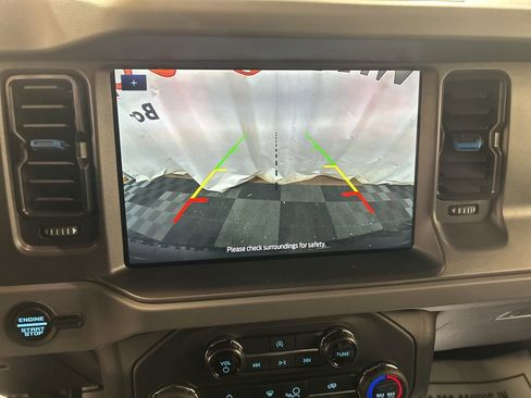 Used 2024 Ford Bronco Black Diamond w/ Sasquatch Package image 28