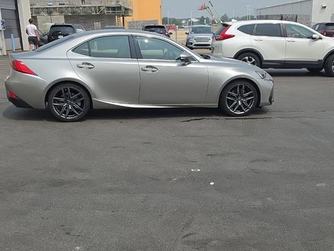 Used 2019 Lexus IS 300 F Sport AWD/4WD image 10
