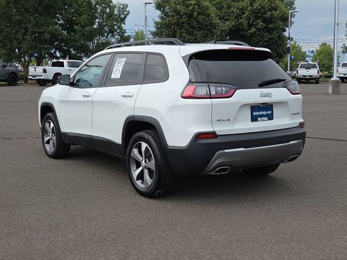 Used 2022 Jeep Cherokee Limited AWD/4WD image 12