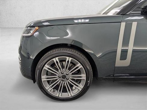 New 2026 Land Rover Range Rover SE image 21