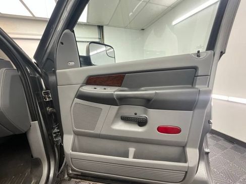 Used 2008 Dodge Ram 2500 Truck Laramie AWD/4WD image 9