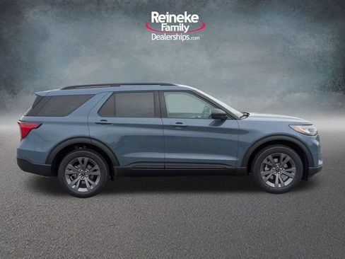 New 2026 Ford Explorer Active w/ Active Comfort Package AWD/4WD image 4
