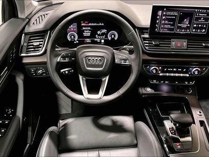 Used 2024 Audi Q5 e Premium Plus w/ Premium Plus Package