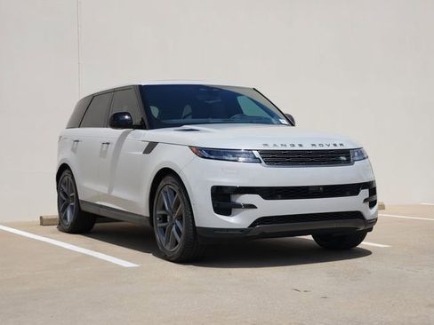 New 2026 Land Rover Range Rover Sport SE image 2