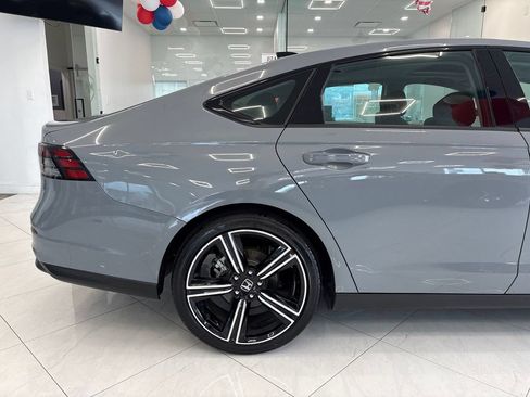 Used 2026 Honda Accord SE image 8