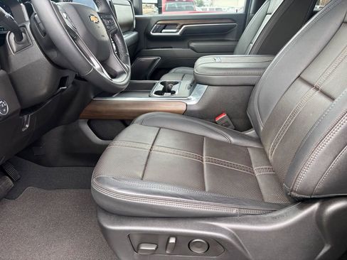 Certified 2025 Chevrolet Silverado 2500 High Country w/ Technology Package image 10