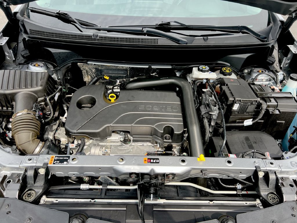 Used 2023 Chevrolet Equinox LS w/ LPO, Floor Liner Package AWD/4WD image 24