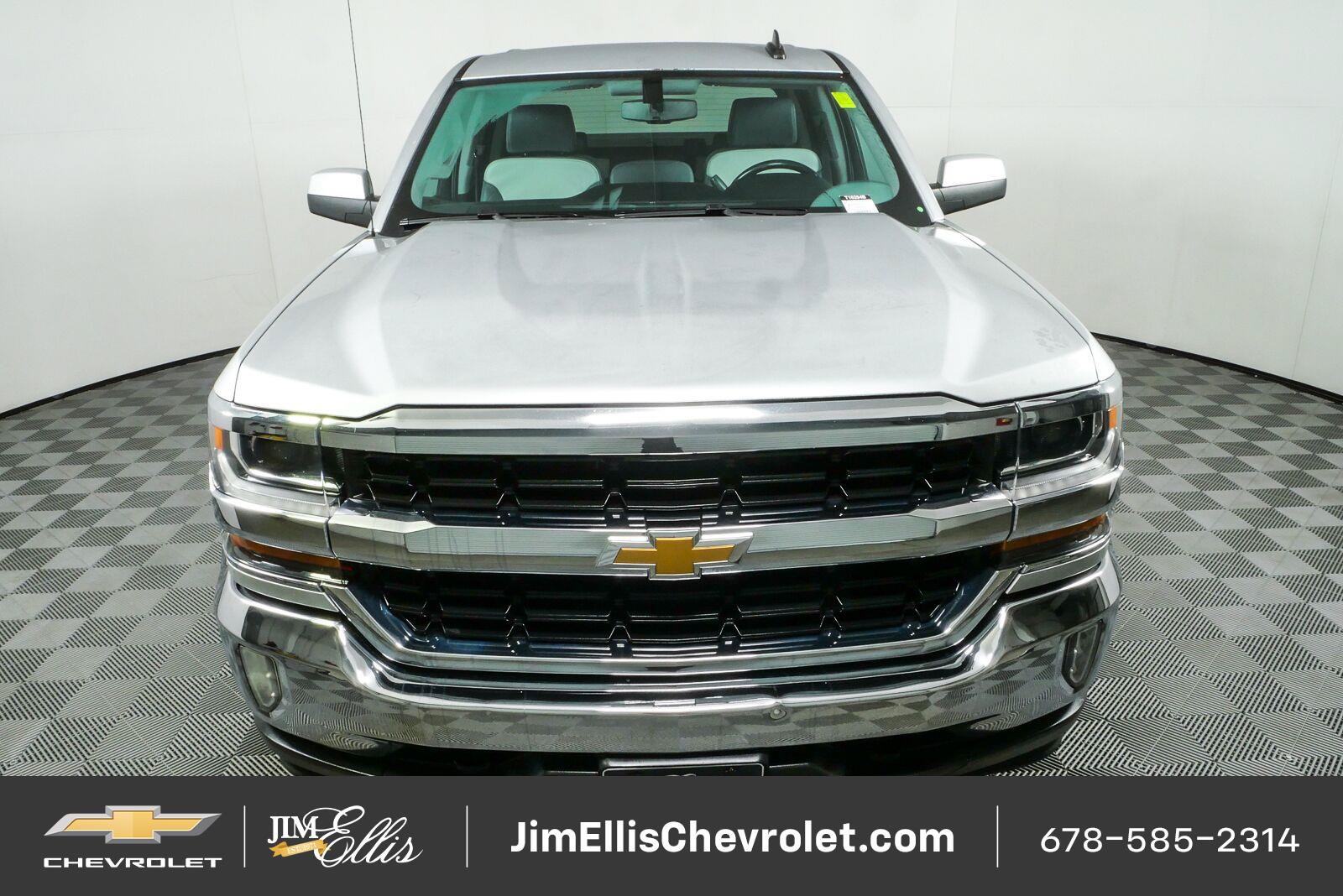 Used 2017 Chevrolet Silverado 1500 LT w/ All Star Edition AWD/4WD image 22