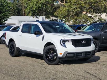 New 2025 Ford Maverick Lariat w/ Black Appearance Package