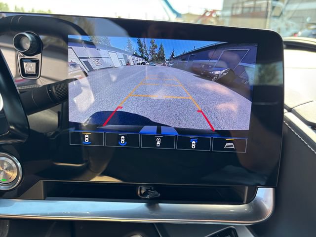 Used 2023 Chevrolet Corvette Stingray Premium Cpe w/ Z51 Performance Package RWD image 16