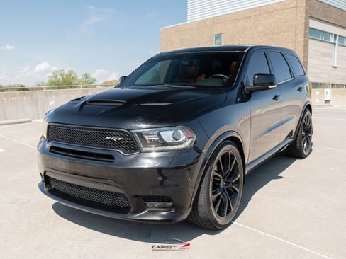 Used 2018 Dodge Durango SRT w/ SRT Interior Appearance Group AWD/4WD image 3