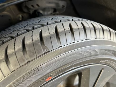 Used 2022 Hyundai Elantra Blue image 28