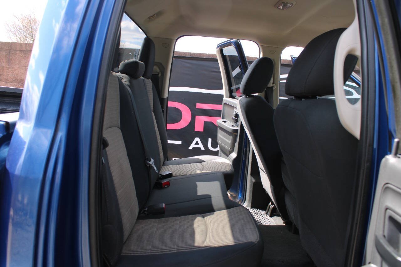 Used 2011 RAM 1500 ST w/ SXT Appearance Group AWD/4WD image 10