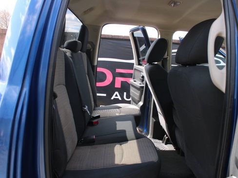 Used 2011 RAM 1500 ST w/ SXT Appearance Group AWD/4WD image 10