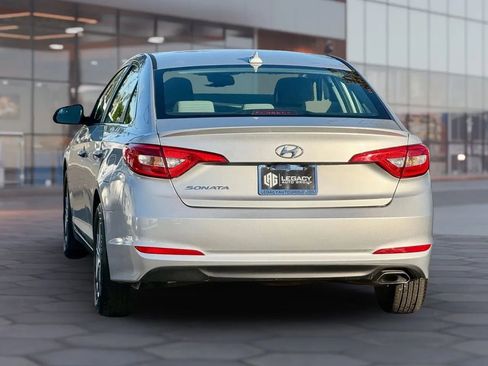 Used 2017 Hyundai Sonata SE image 4