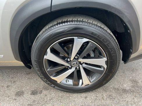 Used 2019 Lexus NX 300h AWD w/ Premium Package image 9
