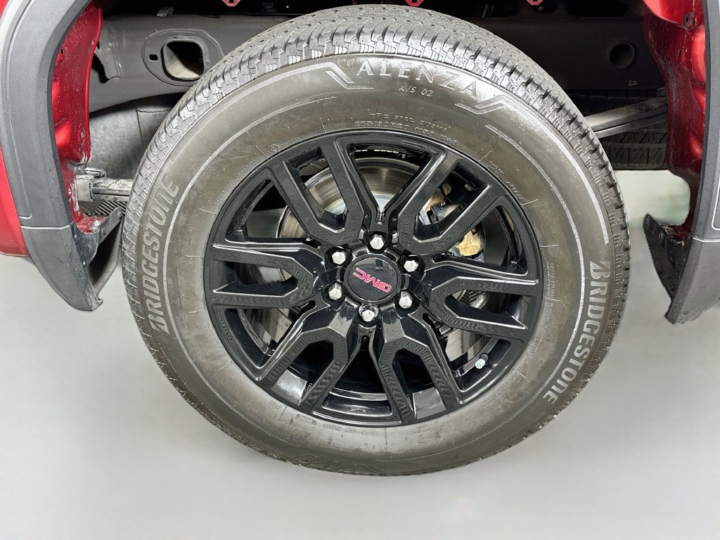 Used 2024 GMC Sierra 1500 Elevation RWD image 31