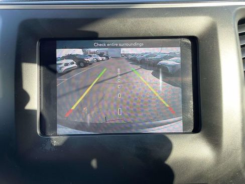 Used 2019 Jeep Cherokee Latitude Plus image 39