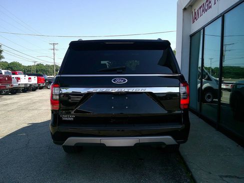 Used 2018 Ford Expedition Limited AWD/4WD image 5