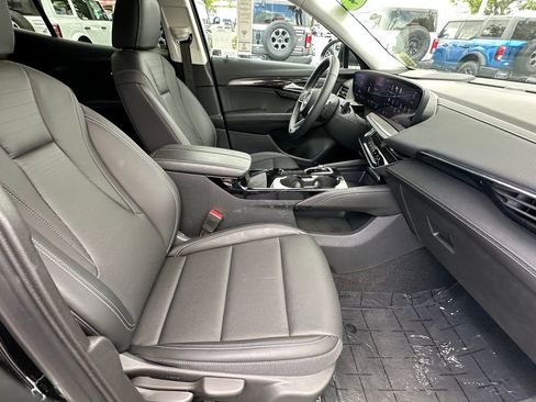 Used 2024 Buick Envision Preferred AWD/4WD image 17