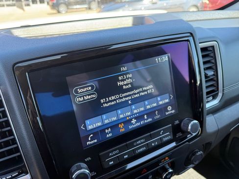 Used 2023 Nissan Frontier SV w/ Technology Package RWD image 24