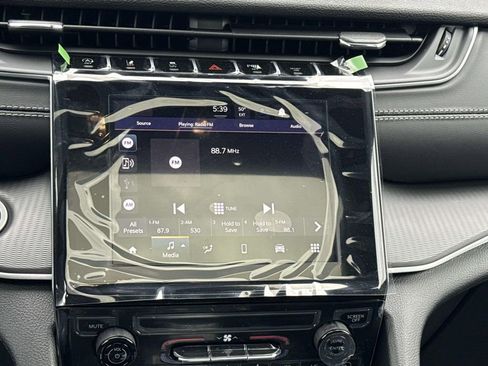 New 2025 Jeep Grand Cherokee Laredo X image 15