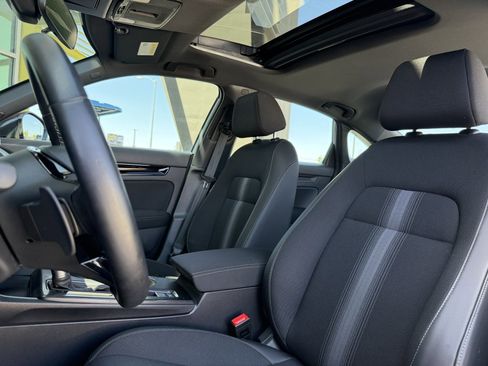 Used 2025 Honda Civic FWD Hybrid Sedan image 33