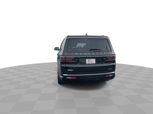 Used 2024 Jeep Wagoneer L Series III w/ Flexible Seating Group AWD/4WD image 40