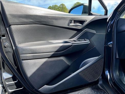 Used 2021 Toyota C-HR LE image 20