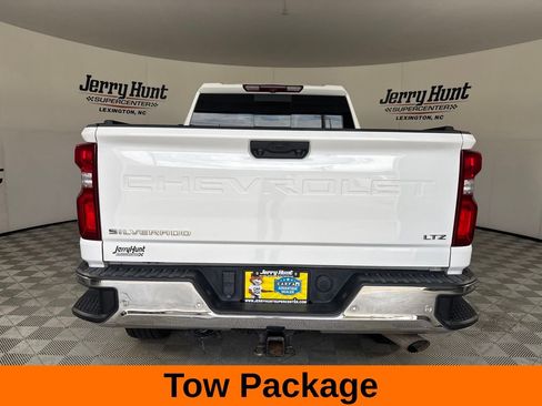 Used 2023 Chevrolet Silverado 2500 LTZ w/ LTZ Convenience Package AWD/4WD image 6
