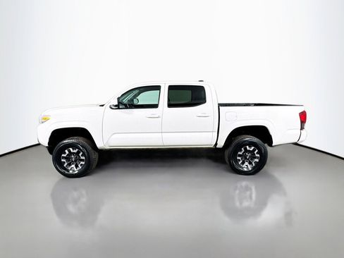 Used 2020 Toyota Tacoma SR image 2