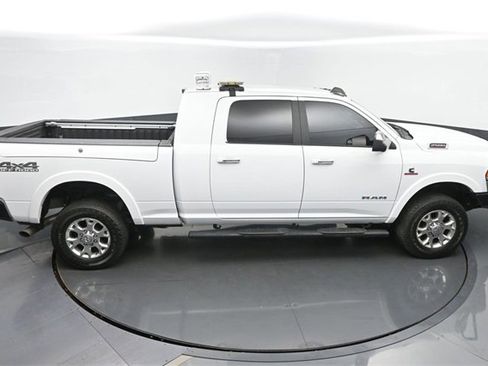 Used 2022 RAM 2500 Laramie w/ Safety Group B image 43