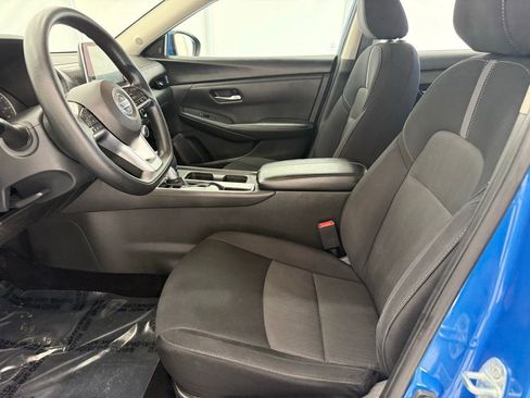 Used 2023 Nissan Sentra SV FWD image 12