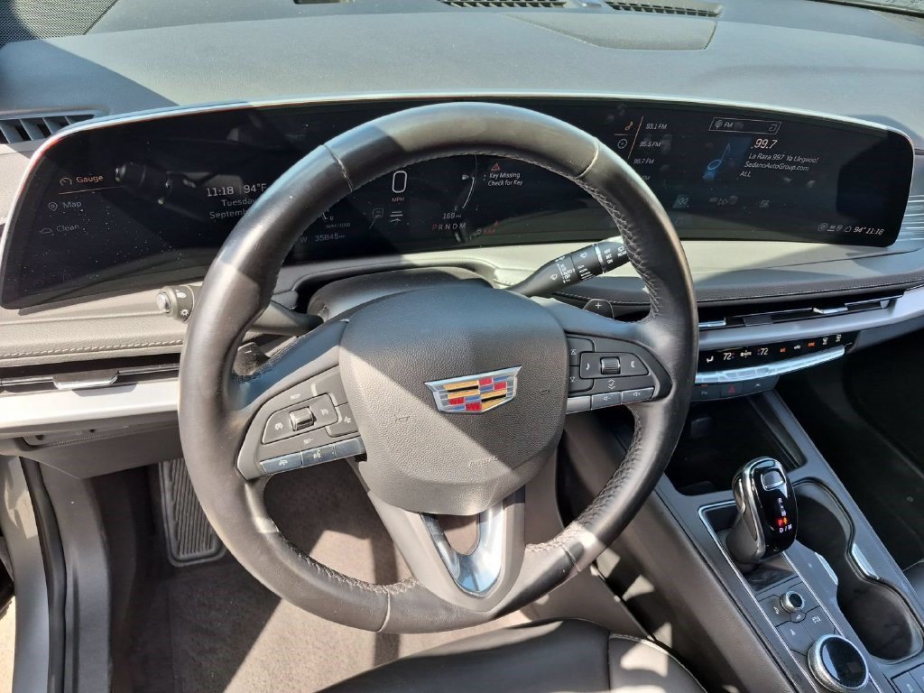 Certified 2025 Cadillac XT4 Premium Luxury FWD image 10
