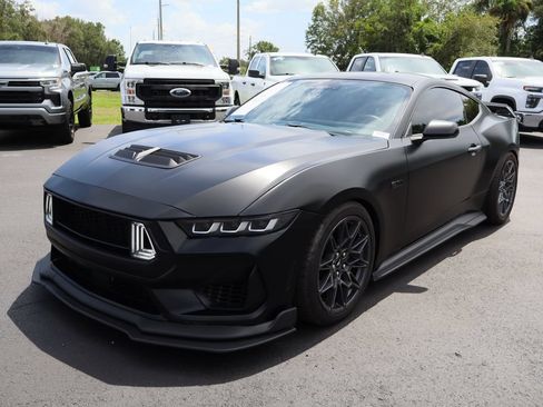 Used 2024 Ford Mustang GT Premium w/ GT Performance Package RWD image 5