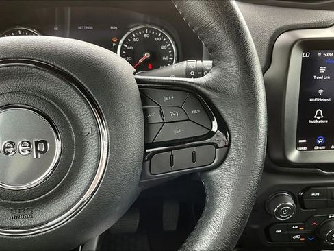 Used 2022 Jeep Renegade Altitude w/ Convenience Group AWD/4WD image 12