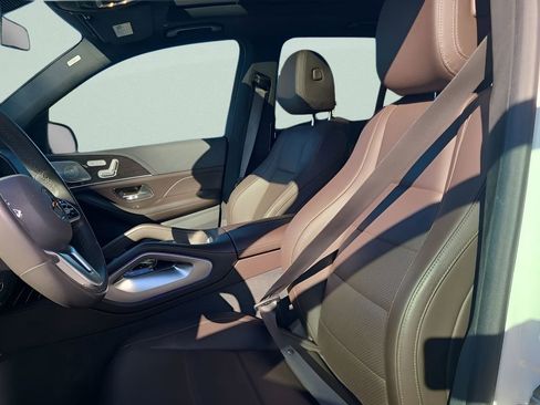 Used 2020 Mercedes-Benz GLE 350 4MATIC image 28