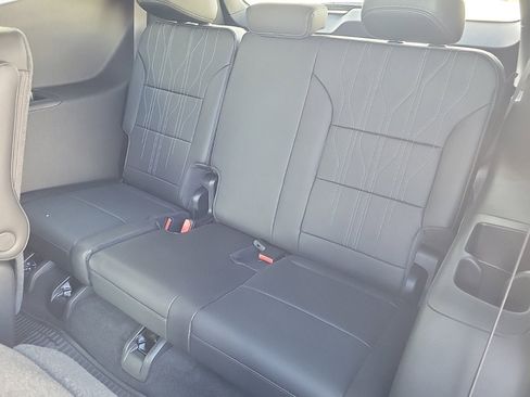 New 2026 Buick Enclave Avenir w/ Super Cruise Package image 11