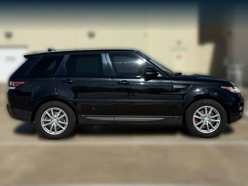Used 2017 Land Rover Range Rover Sport SE image 10