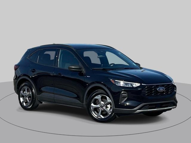 Used 2025 Ford Escape ST-Line FWD 360° Tour