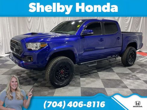 Used 2022 Toyota Tacoma TRD Sport w/ Technology Package AWD/4WD image 1