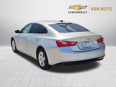 Used 2021 Chevrolet Malibu LS FWD image 7