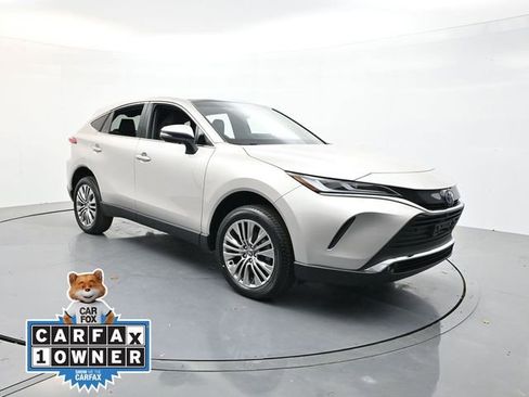 Used 2024 Toyota Venza Limited AWD/4WD image 1
